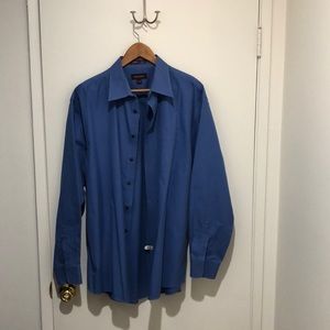 Beautiful Nordstrom dry cleaned dress shirt